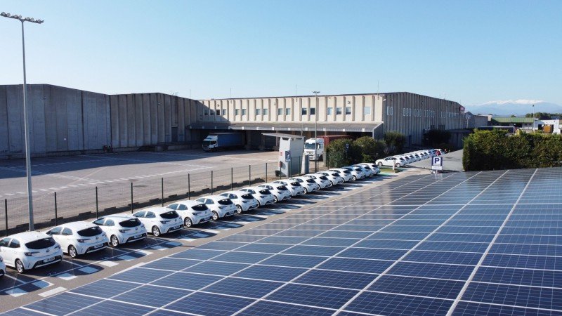 GM FOOD APUESTA POR TOYOTA PARA RENOVAR SU FLOTA CON 27 TOYOTA COROLLA ELECTRIC HYBRID